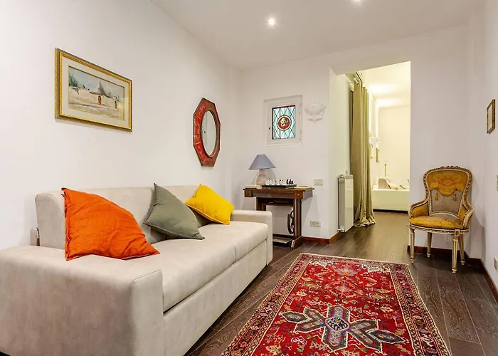 Fontana Di Trevi A 2 Passi Róma