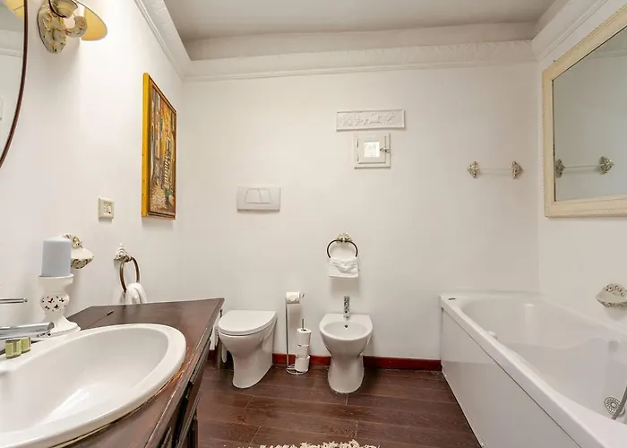 Fontana Di Trevi A 2 Passi